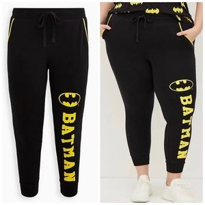 Torrid black and yellow Batman joggers nwt